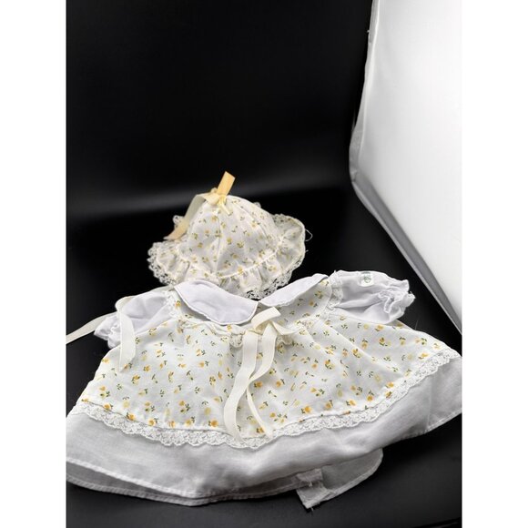 Cabbage‎ Patch Kids Preemie Doll Coleco White Yellow Tulip Bonnet And Dress READ - Picture 4 of 14